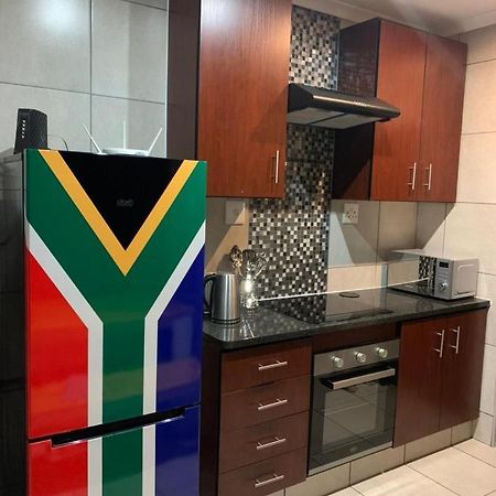 Rhino House With 3 Bedrooms Next To Pilanesberg And Sun City Mogwase Экстерьер фото