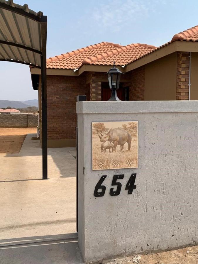 Rhino House With 3 Bedrooms Next To Pilanesberg And Sun City Mogwase Экстерьер фото