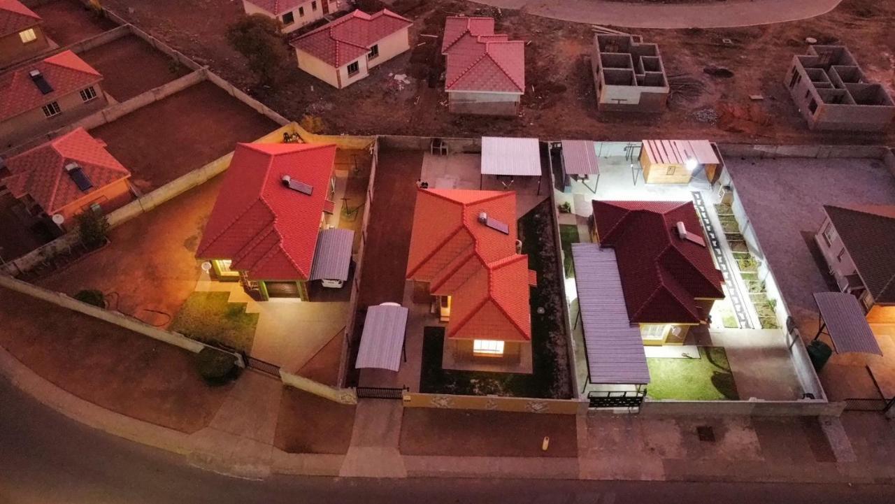 Rhino House With 3 Bedrooms Next To Pilanesberg And Sun City Mogwase Экстерьер фото
